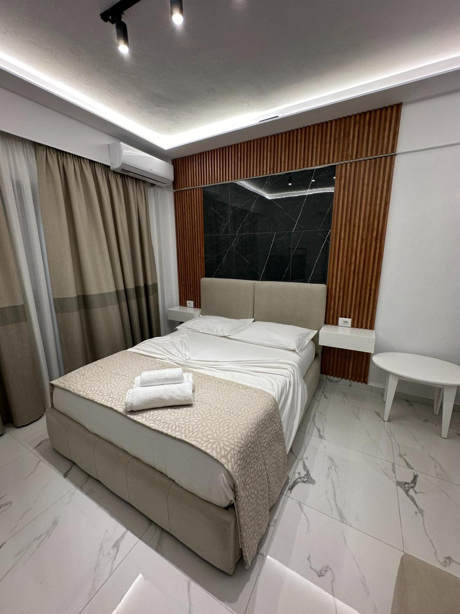 Hotel Elisabet Sarande Exterior photo